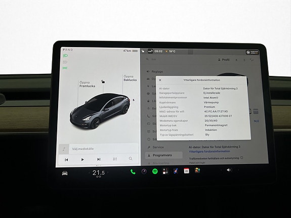 Tesla Model 3 24 of 30