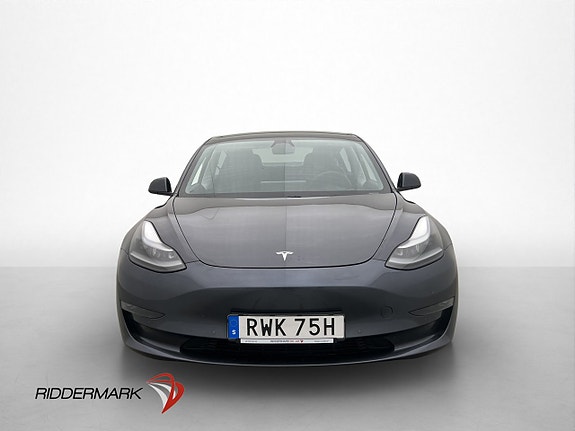 Tesla Model 3 2 of 5