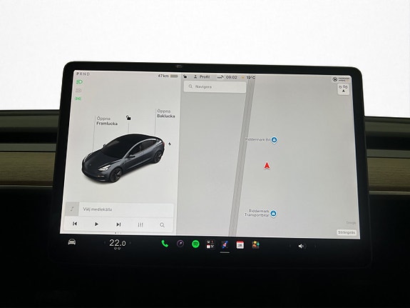 Tesla Model 3 18 of 30