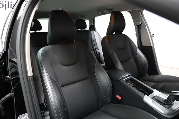 Volvo V60 18 of 26