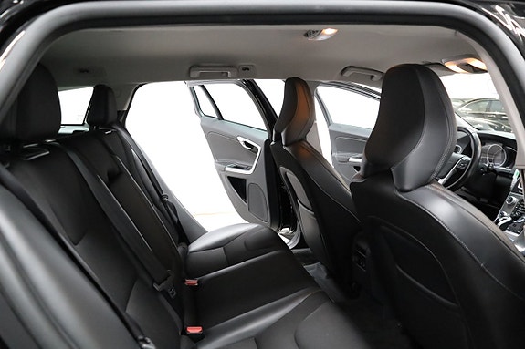 Volvo V60 16 of 26