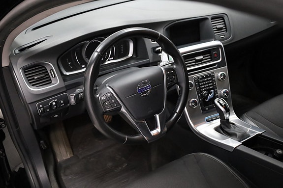 Volvo V60 5 of 5