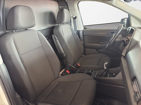 Volkswagen Caddy 10 of 17