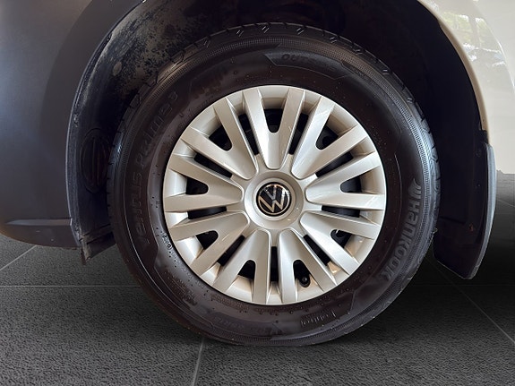 Volkswagen Caddy 17 of 17
