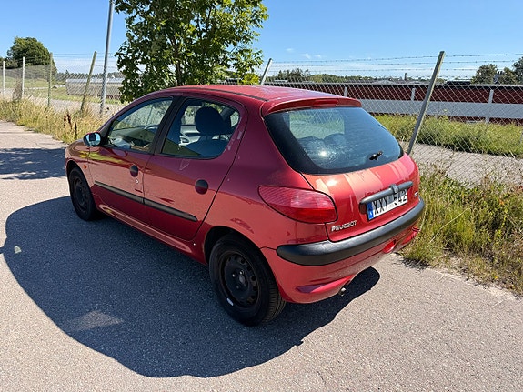 Peugeot 206 3 of 5
