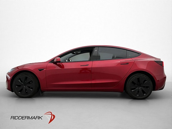 Tesla Model 3 5 of 5
