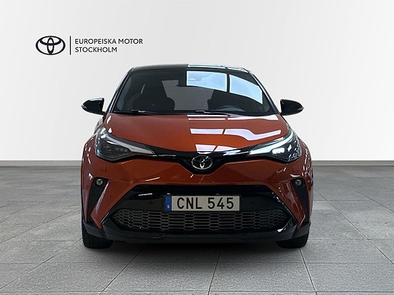 Toyota C-HR 5 of 13