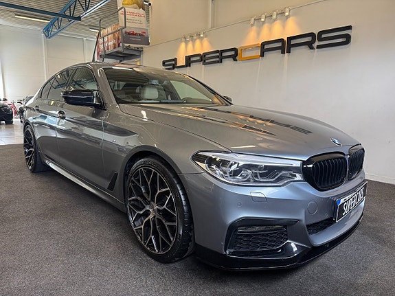 BMW 540i 4 of 5