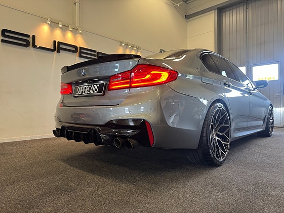 BMW 540i 8 of 27