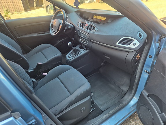 Renault Scenic III 4 of 8