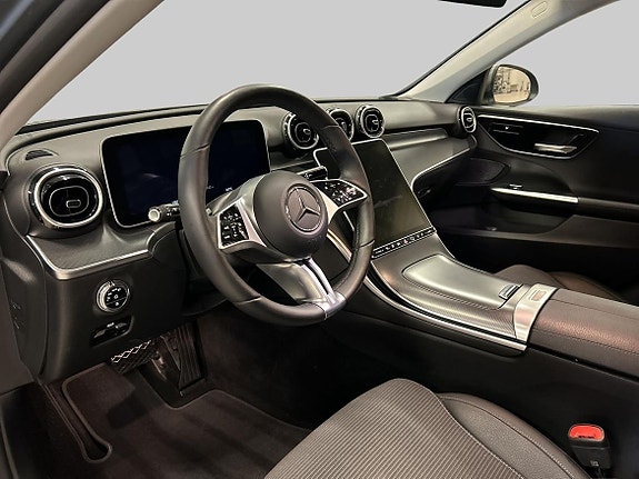 Mercedes-Benz C300 14 of 21
