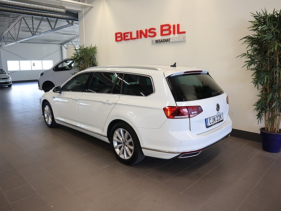 Volkswagen Passat 4 of 5