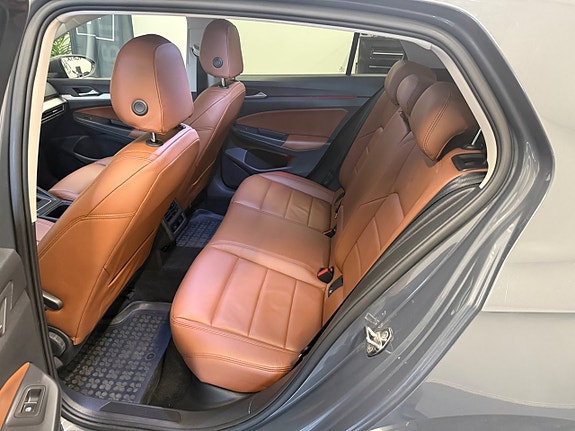 Volkswagen Golf I 5 of 5