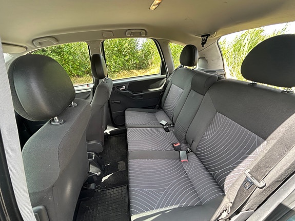Opel Meriva 10 of 25