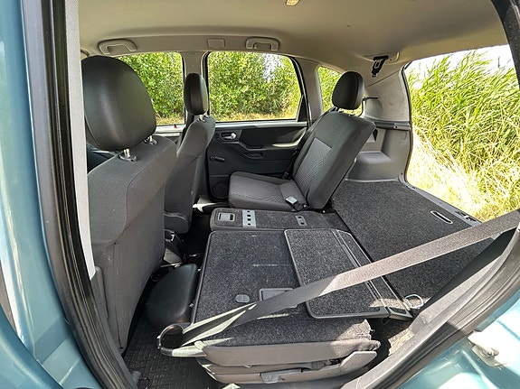 Opel Meriva 12 of 25