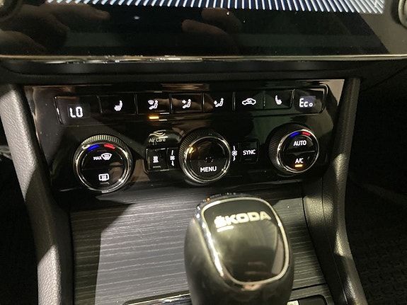 Skoda Superb 12 of 18