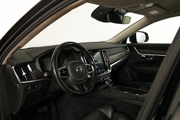 Volvo V90 Cross Country 11 of 21