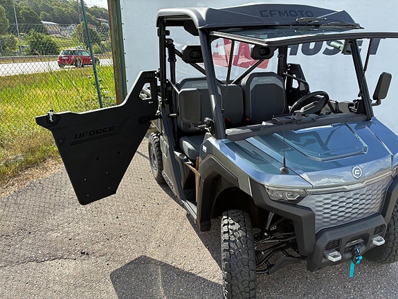 cf-moto U6 EV Nya elektriska UTV 3 of 8