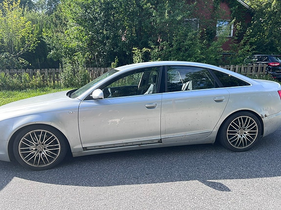 Audi A6 2 of 8