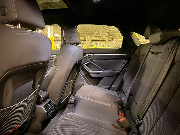 Audi Q3 9 of 10