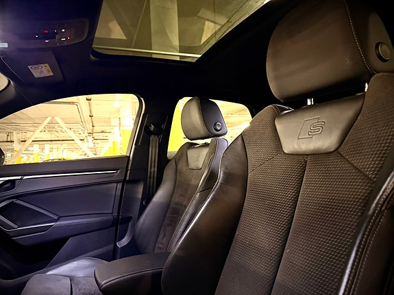 Audi Q3 8 of 10