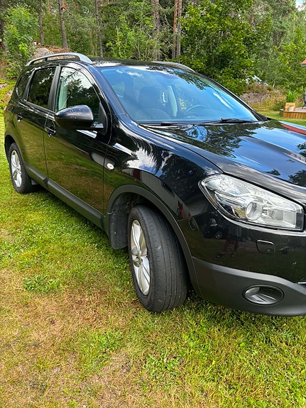 Nissan Qashqai+2 2 of 5