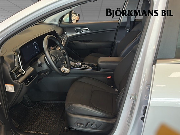 Kia Sportage 8 of 16