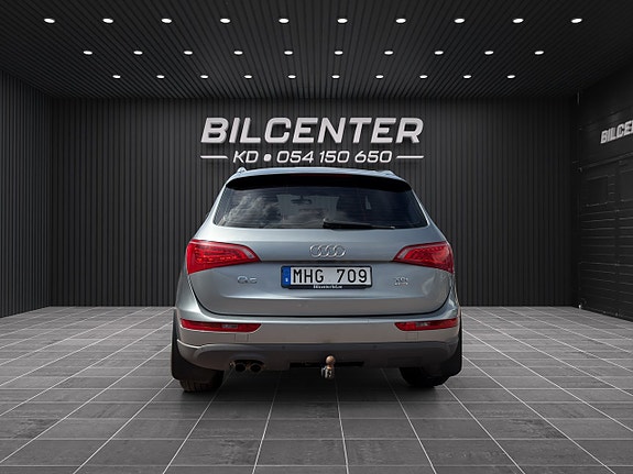 Audi Q5 8 of 17