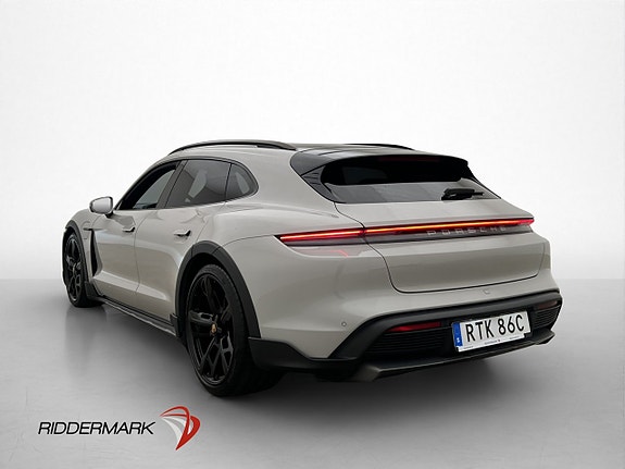 Porsche Taycan 5 of 5