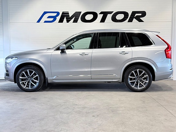 Volvo XC90 17 of 18