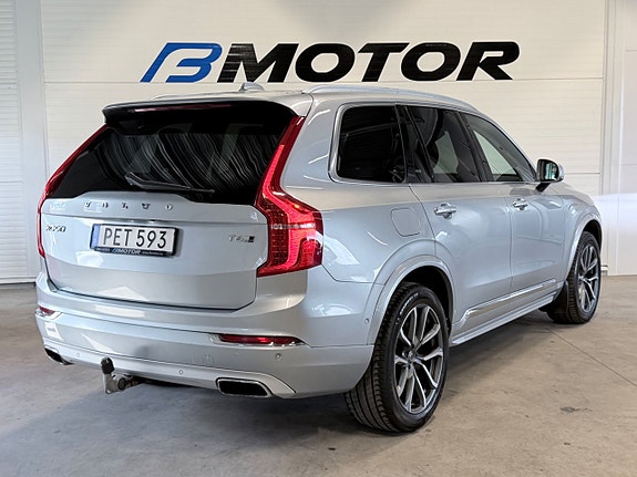 Volvo XC90 4 of 5