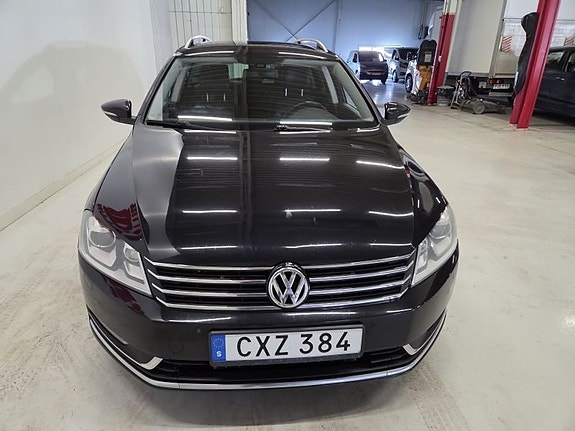 Volkswagen Passat 3 of 5
