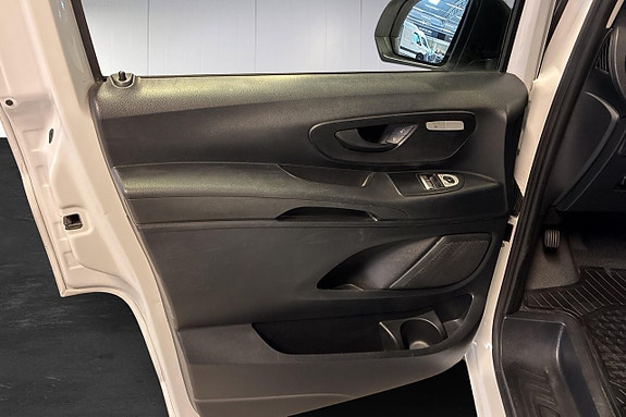 Mercedes-Benz Vito 114 14 of 18