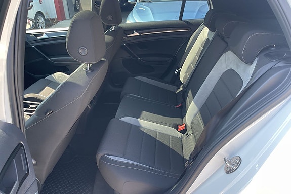 Volkswagen Golf I 19 of 25