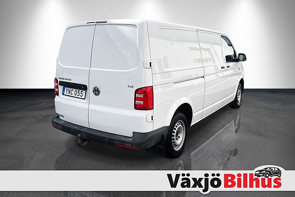 Volkswagen Transporter 4 of 5