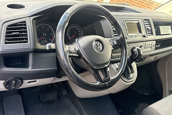 Volkswagen Transporter 8 of 10