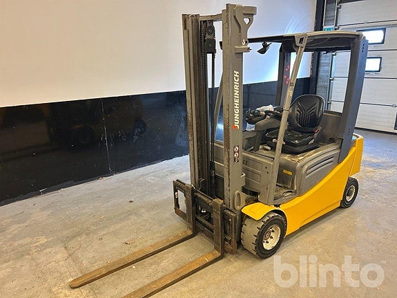 Motviktstruck EL Jungheinrich EFG 320 2 of 6