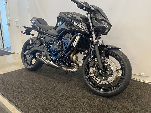 Kawasaki Z650 S "Fabriksny hoj för omgående leverans" 3 of 5