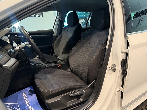 Skoda Octavia 10 of 26