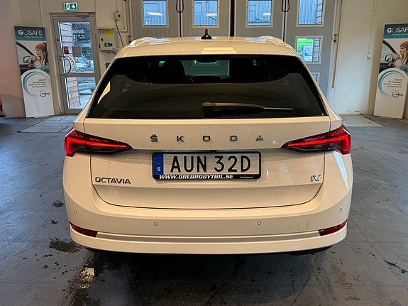 Skoda Octavia 25 of 26