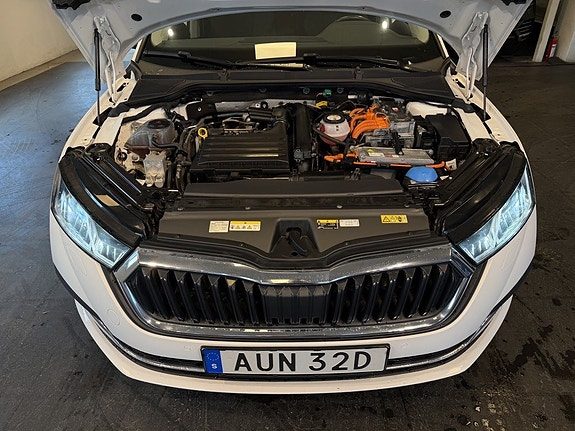 Skoda Octavia 23 of 26