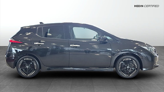 Nissan Leaf 4 of 5
