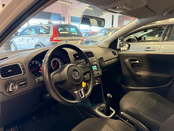 Volkswagen Polo 11 of 24