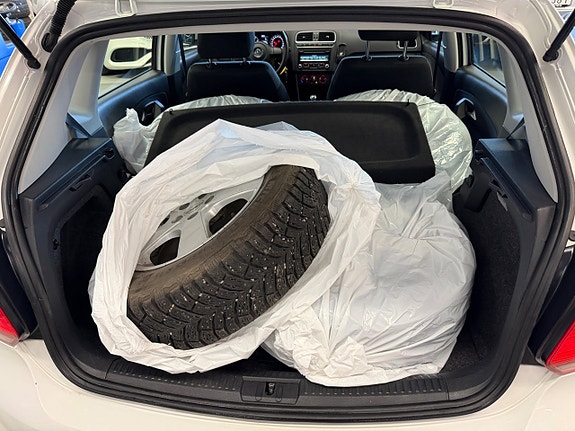 Volkswagen Polo 24 of 24
