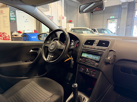 Volkswagen Polo 20 of 24