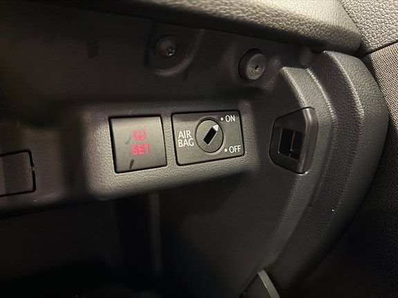 Volkswagen Polo 16 of 24