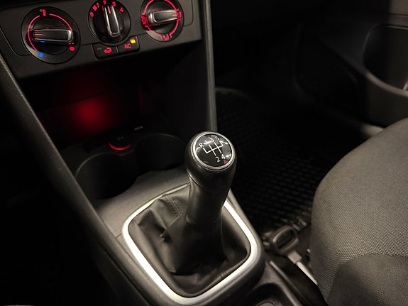 Volkswagen Polo 15 of 24