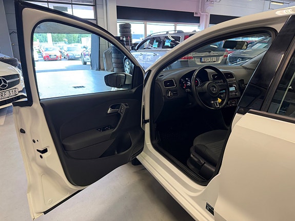 Volkswagen Polo 8 of 24