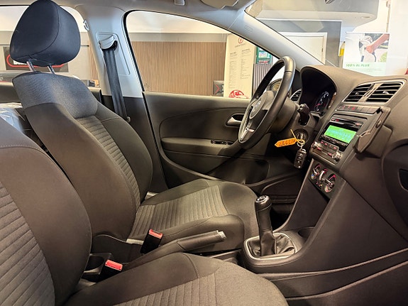Volkswagen Polo 22 of 24