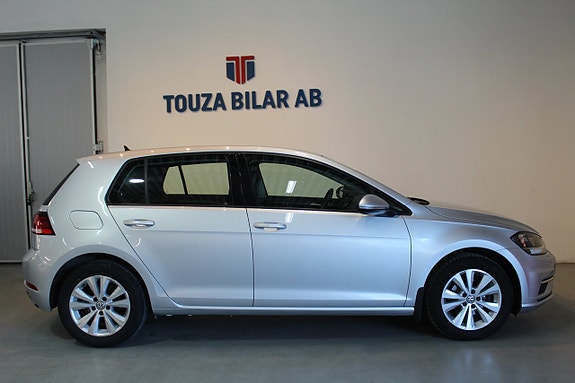 Volkswagen Golf VII 4 of 24